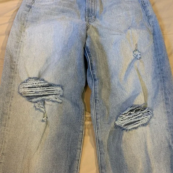 Edwin Distressed Boyfriend Jeans - Picture 7 of 14